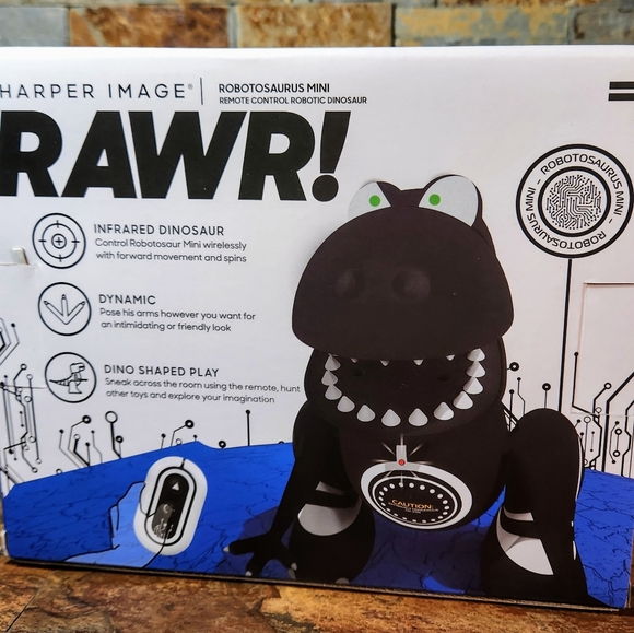 sharper image • Robotosaurus • Interactive Dinosaur •Remote Control Robotic Dino - Picture 4 of 6